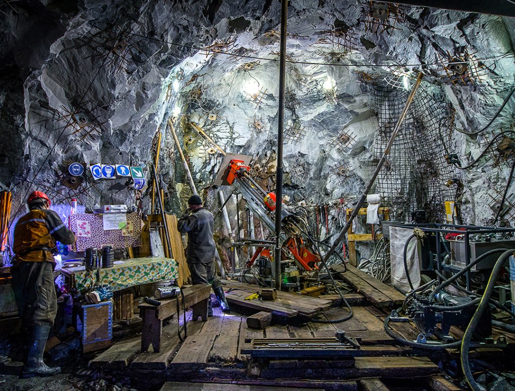 CLEER-canada-mining-1024x777.jpg